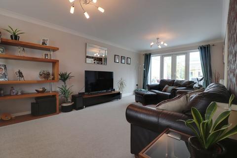 41 Meadow Side Road, East Ardsley, Wakefield, WF3 2LZ