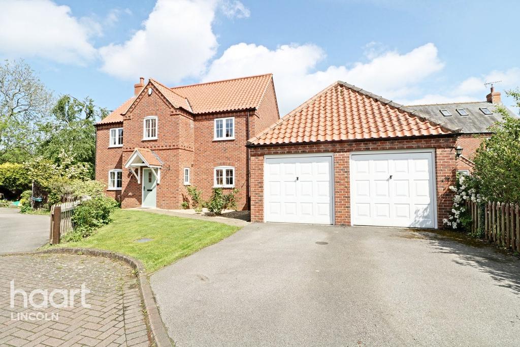 Bells Court, Carlton le Moorland, Lincoln 4 bed detached house £425,000
