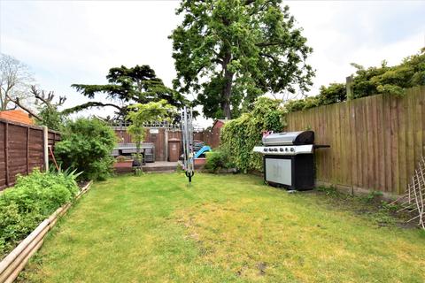 72 Picardy Road, Belvedere, DA17 5QN