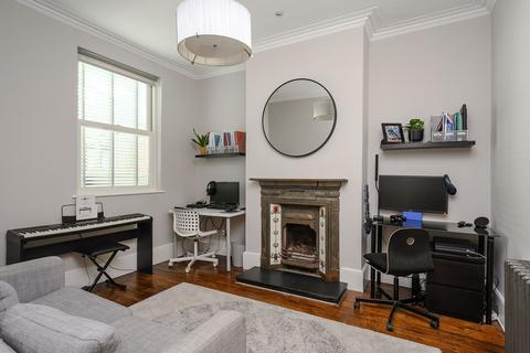 12 Foley Road, Claygate, Esher, KT10 0ND