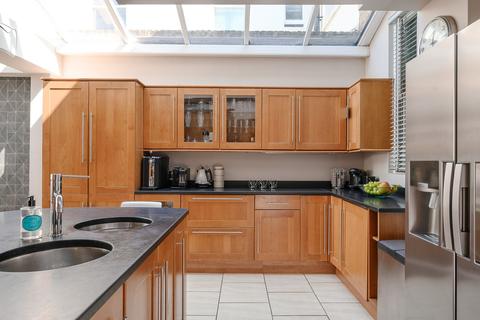 12 Foley Road, Claygate, Esher, KT10 0ND