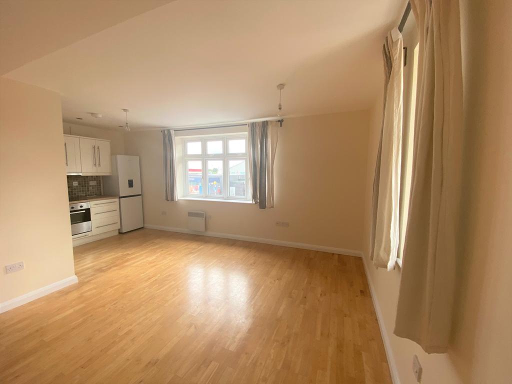Shirley Road, Croydon, Surrey, CR0 2 bed flat £1,000 pcm (£231 pw)