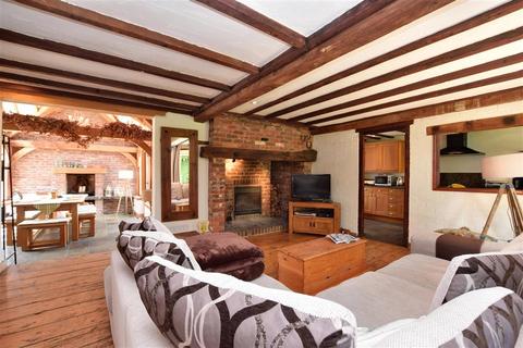 Overslaw Farm Alfold Road, Cranleigh, GU6 8NQ