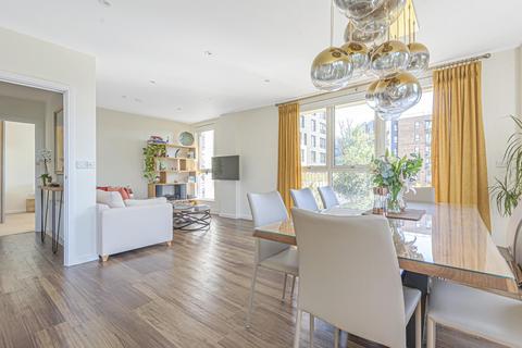 4, Ravenswood Court Stanley Road, London, W3 8GQ