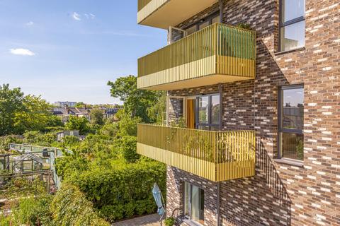 4, Ravenswood Court Stanley Road, London, W3 8GQ
