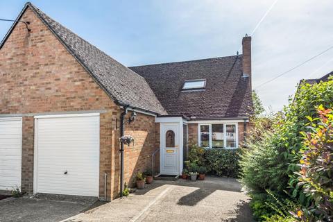 15 Common Road, North Leigh, Witney, OX29 6RD