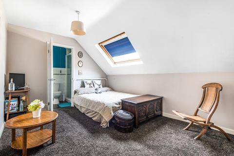 15 Common Road, North Leigh, Witney, OX29 6RD
