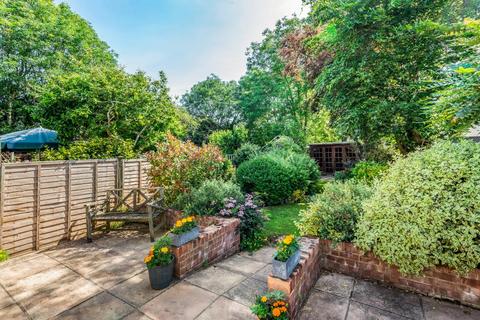 15 Common Road, North Leigh, Witney, OX29 6RD