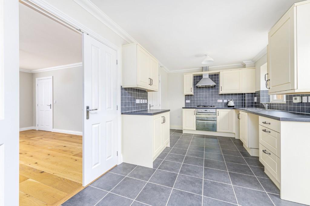 Vanguard Chase, Norwich 4 bed terraced house £1,100 pcm (£254 pw)