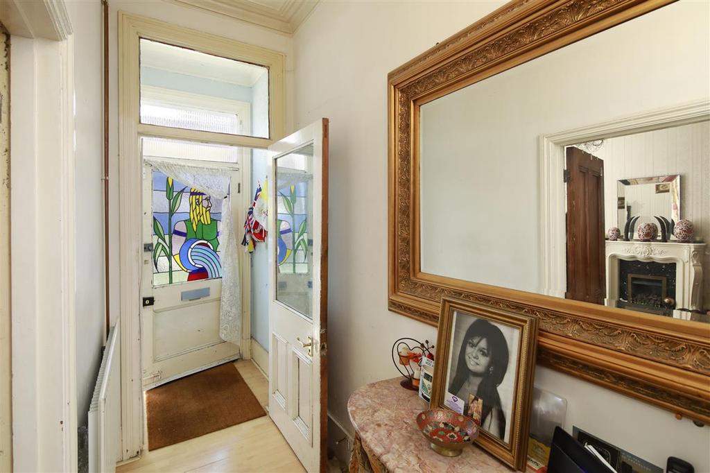 Warwick Road, Cliftonville 4 bed terraced house £449,995