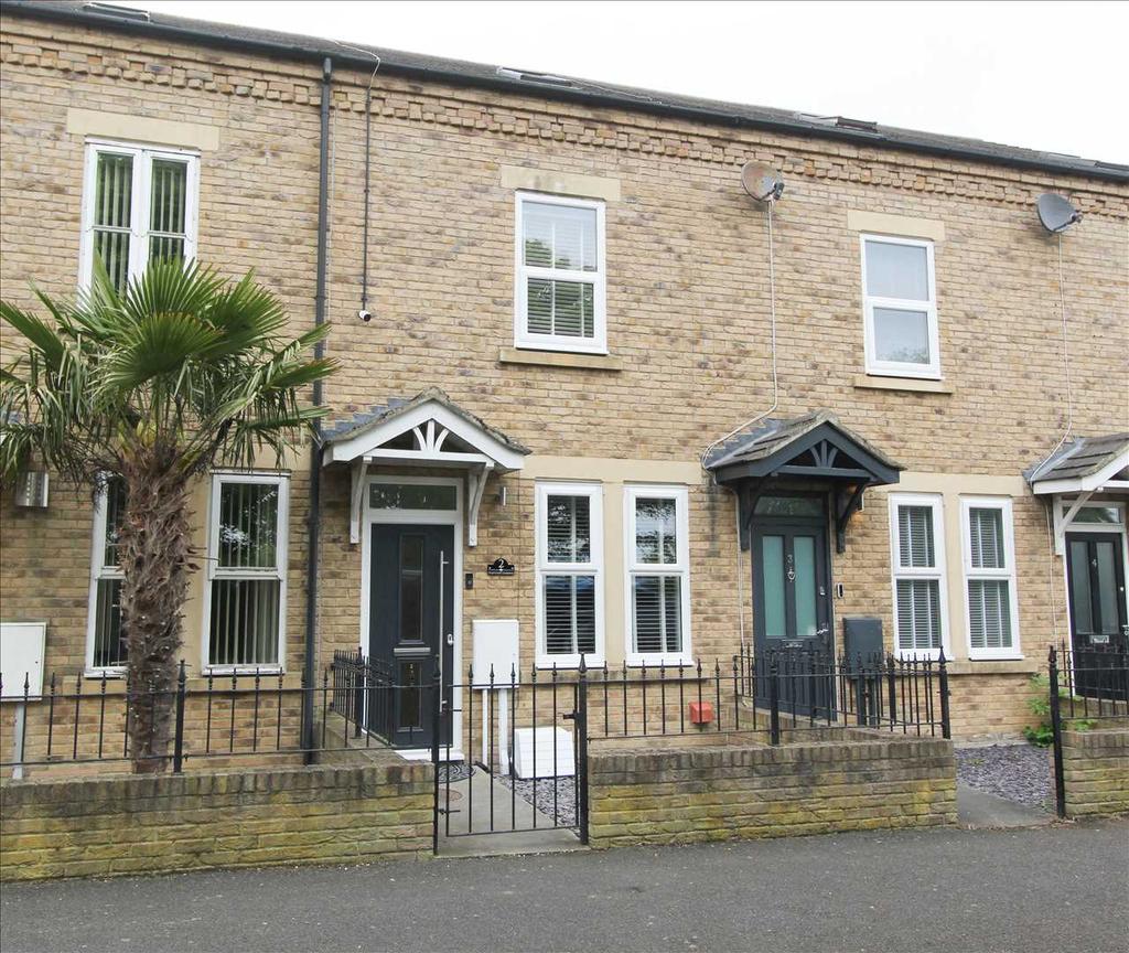 Hartford Gardens, East Hartford, Cramlington 4 bed terraced house £