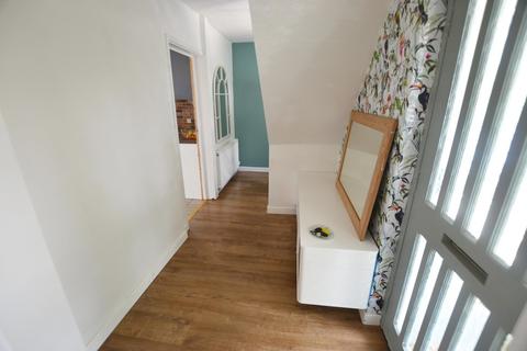101 Campden Green, Solihull, B92 8HQ
