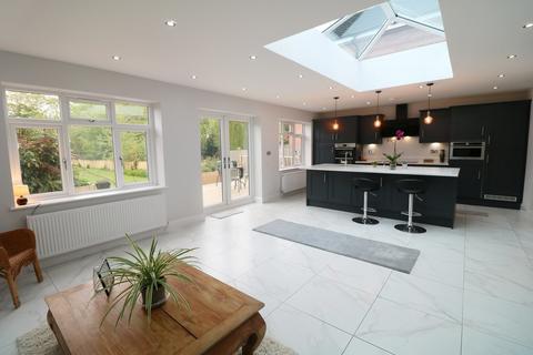 222 Norton Lane, Earlswood, Solihull, B94 5LT