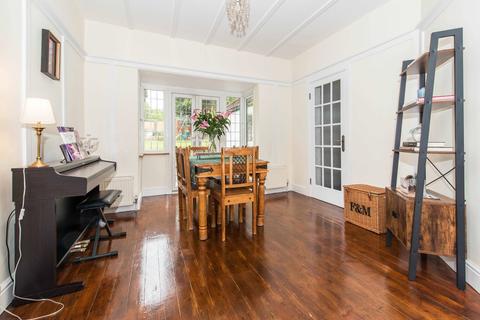 105 Boundary Road, Wallington, SM6 0TE