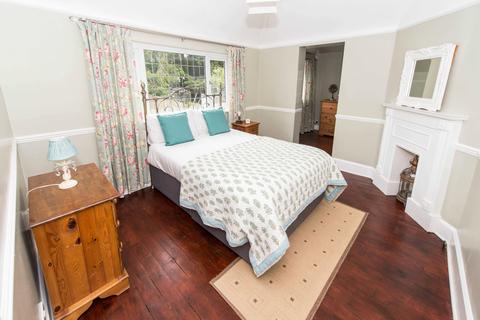 105 Boundary Road, Wallington, SM6 0TE