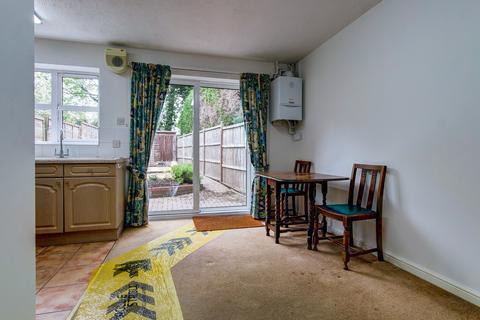 4 Dewsbury Close, Astwood Bank, Redditch, B96 6BH