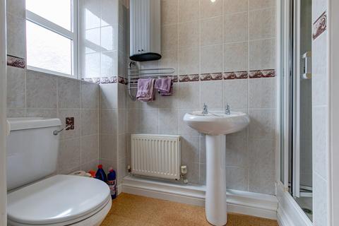 4 Dewsbury Close, Astwood Bank, Redditch, B96 6BH