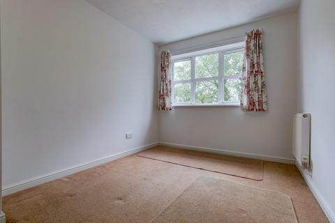 4 Dewsbury Close, Astwood Bank, Redditch, B96 6BH