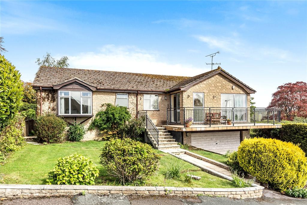 Clappentail Park, Lyme Regis, DT7 3 bed bungalow £550,000