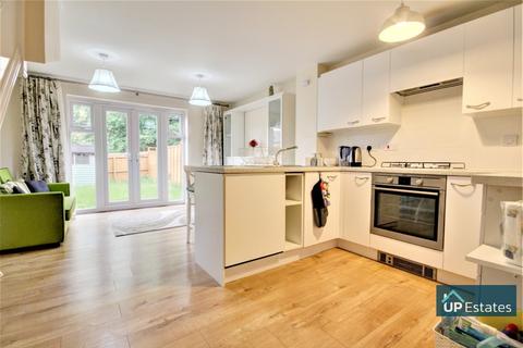 73 Cherry Tree Drive, Coventry, CV4 8LW
