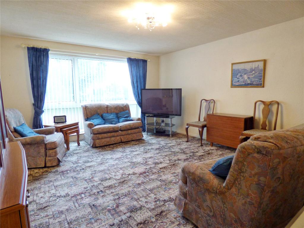 Burnell Court, Heywood, OL10 2 bed apartment £110,000