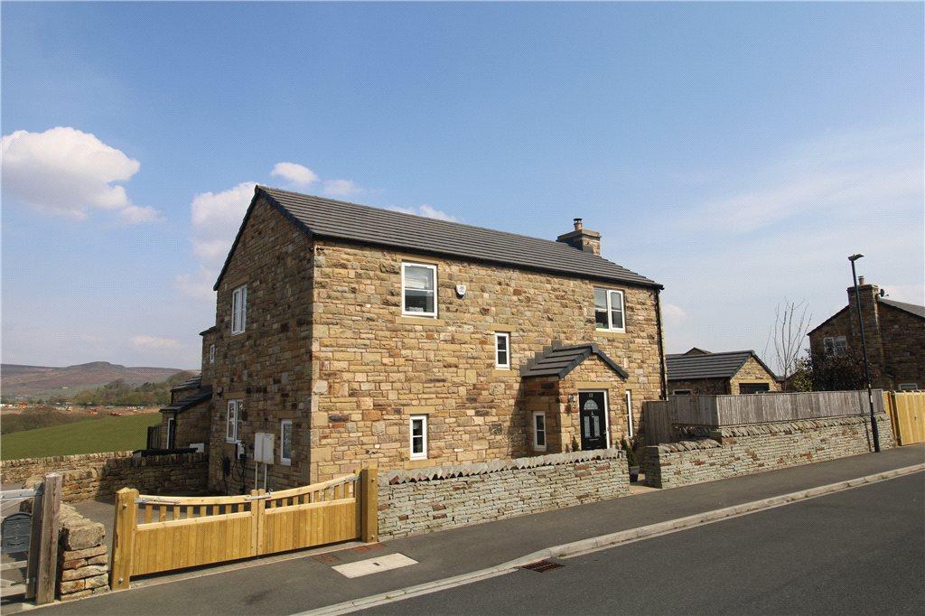 Hepworth Way, Skipton, North Yorkshire 4 bed detached house for sale