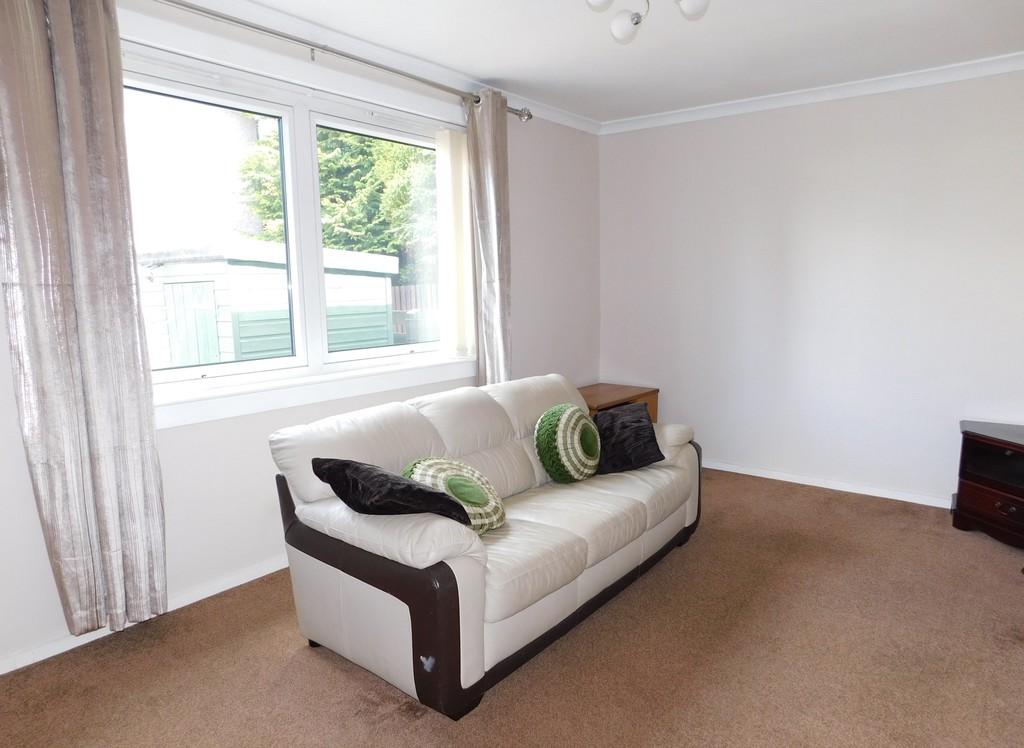 Northfield Cottages, West Calder 1 bed semidetached bungalow £550 pcm (£127 pw)