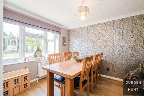 5 Coopers Mews, Ongar, CM5 9AJ