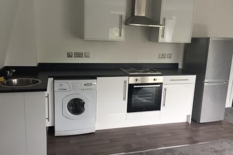 2 bedroom flat for sale - West Derby Road, Tuebrook, Liverpool L6 4BN