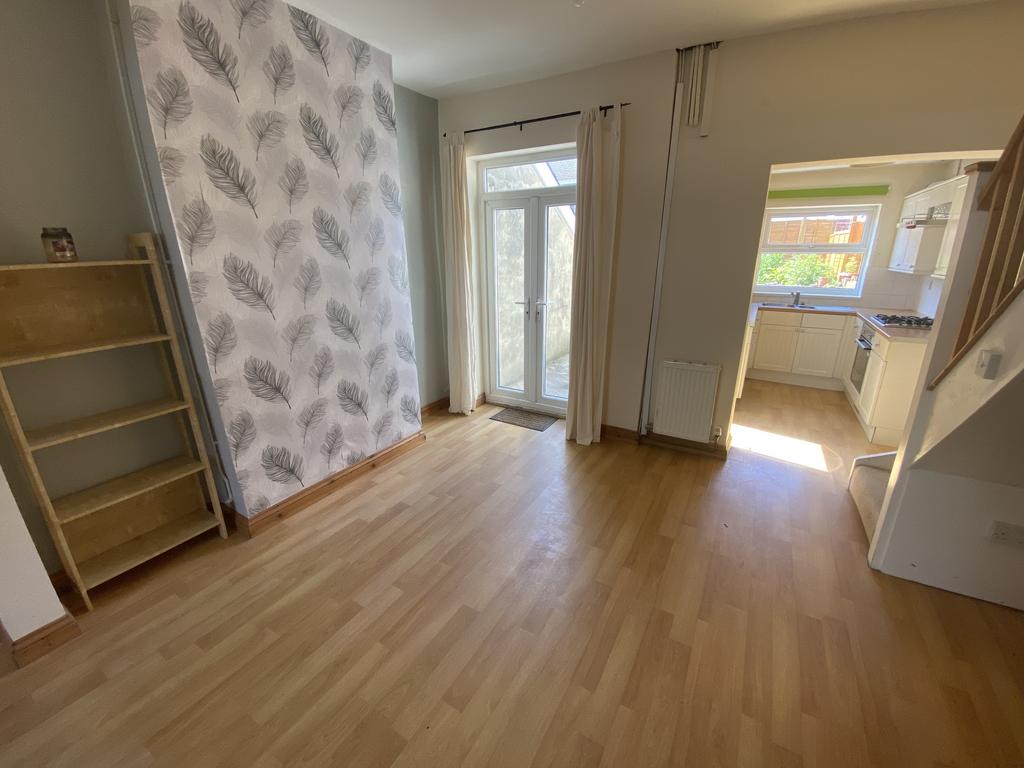 Witham Street, Newport, Gwent 2 bed house £650 pcm (£150 pw)