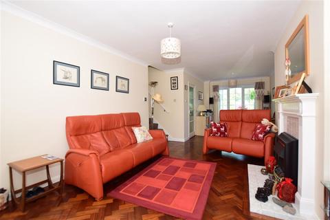 45 Epple Bay Road, Birchington, CT7 9EN