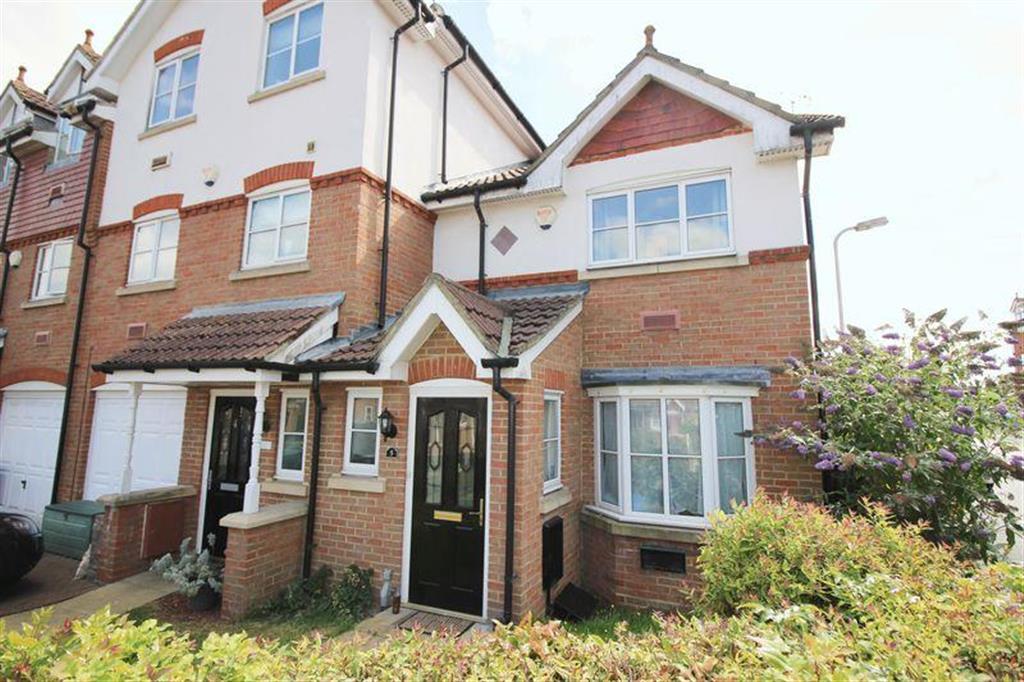 Lewis Mews, Snodland, Kent 3 bed end of terrace house £315,000