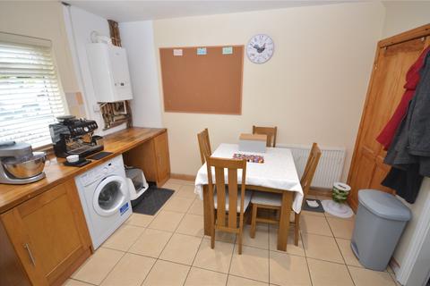 11 Kelcliffe Avenue, Guiseley, Leeds, LS20 9EW