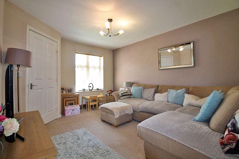 Yale Road, Willenhall 3 bed end of terrace house £210,000