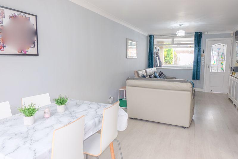 Maxholm Road, Streetly, Sutton... 3 bed terraced house £270,000