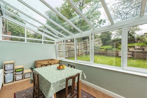 14 Bartholomew Green, Markyate, St Albans, AL3 8RX