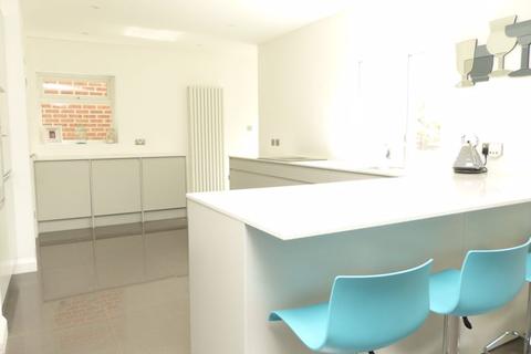 53 Antrobus Road, Sutton Coldfield, B73 5EJ