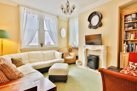 Henwick House Jennett Tree Lane, Callow End, Worcester, WR2 4UB