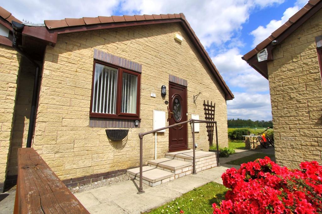 Sharples Hall Fold, Sharples, Bolton, BL1 2 bed bungalow for sale £