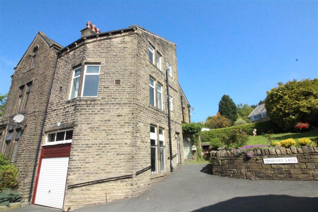 Towngate, Midgley, Halifax 1 bed cottage £150,000