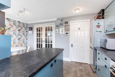 42 Bredisholm Drive, Baillieston, Glasgow, G69 7HZ