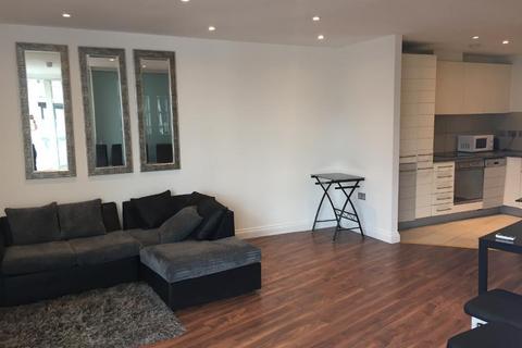 2 bedroom flat to rent, Lumina Building, 29 Prestons Road, London, E14 9SU