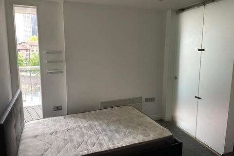 2 bedroom flat to rent, Lumina Building, 29 Prestons Road, London, E14 9SU