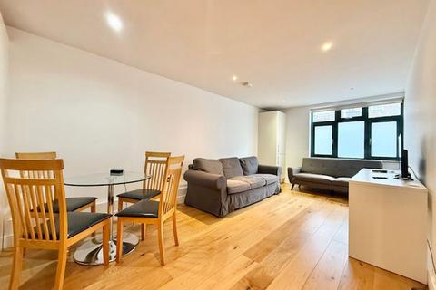 1 bedroom apartment to rent, Buckhurst Street, E1