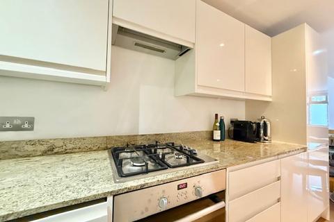 1 bedroom apartment to rent, Buckhurst Street, E1