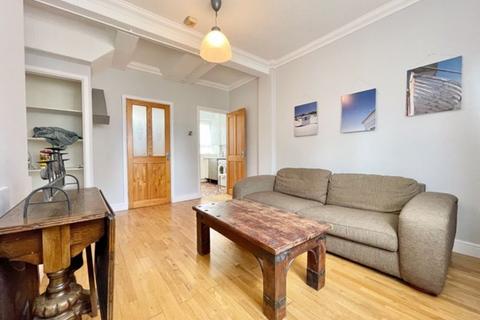 2 bedroom apartment to rent, Renforth Street, SE16