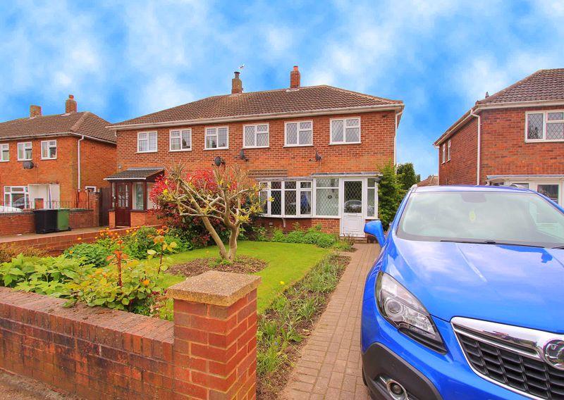 Holly Lane, Walsall Wood 3 bed semidetached house £199,950