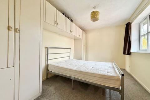 1 bedroom apartment to rent, Stubbs Drive, SE16