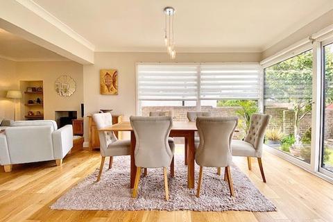 8 Arrol Drive, Ayr, KA7 4AF