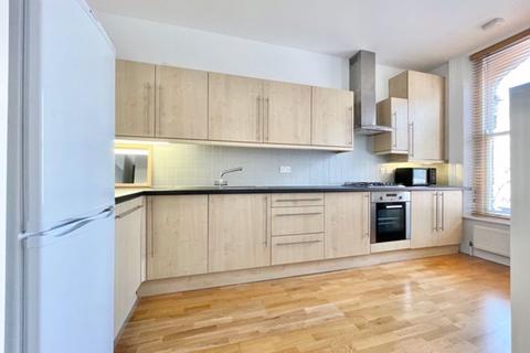 1 bedroom apartment to rent, Walworth Road, SE17
